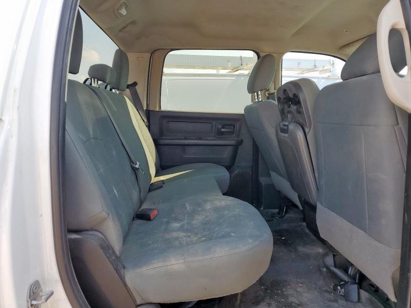 3C6UR5HLXJG364742 - 2018 RAM 2500 ST WHITE photo 10