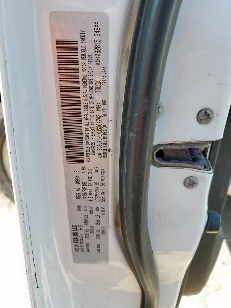 3C6UR5HLXJG364742 - 2018 RAM 2500 ST WHITE photo 12