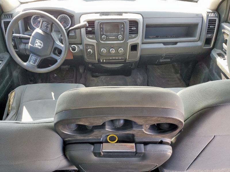 3C6UR5HLXJG364742 - 2018 RAM 2500 ST WHITE photo 8