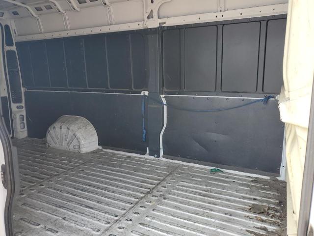 3C6URVJG0JE102057 - 2018 RAM PROMASTER 3500 HIGH Білий фото 11