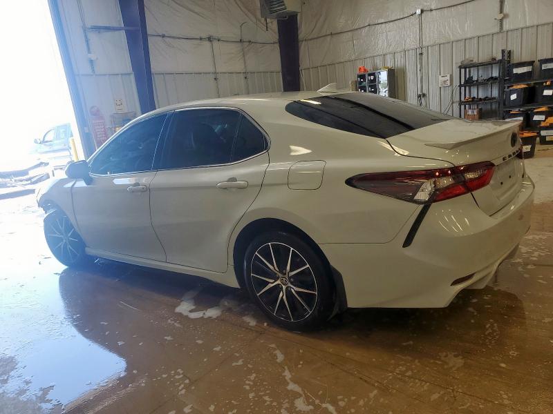 4T1G11AK0PU123569 - 2023 TOYOTA CAMRY SE NIGHT SHADE WHITE photo 2