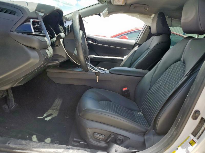 4T1G11AK0PU123569 - 2023 TOYOTA CAMRY SE NIGHT SHADE WHITE photo 7