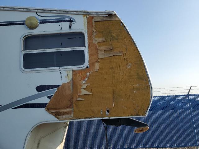 4YDF27R2324452115 - 2002 KEYSTONE TRAILER WHITE photo 9