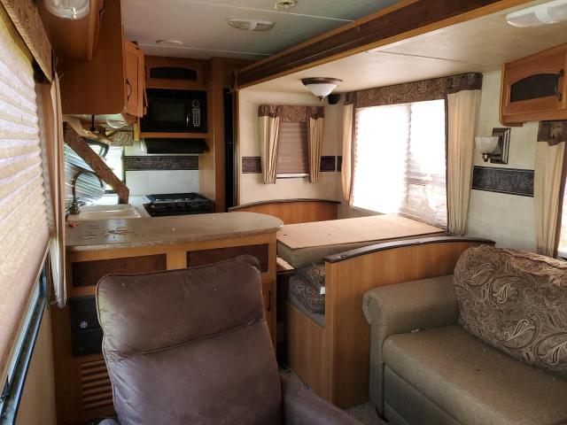 4YDT30R27B7201121 - 2011 KEYSTONE HORNET WHITE photo 6