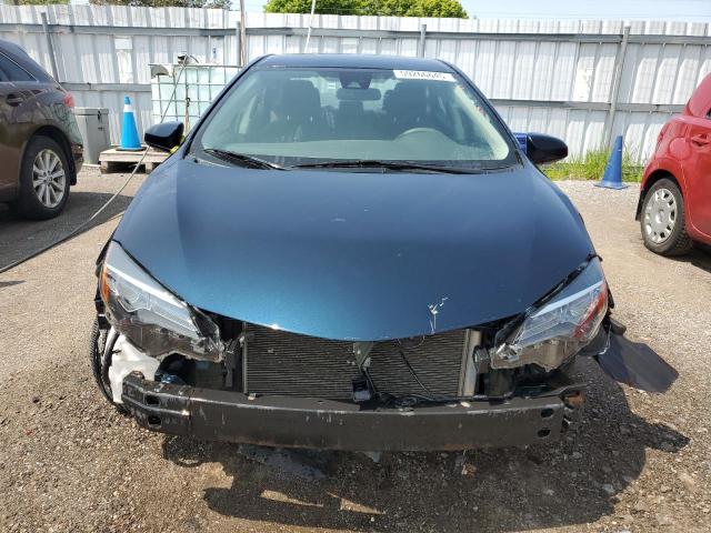 2T1BURHE7JC061449 - 2018 TOYOTA COROLLA L BLUE photo 5