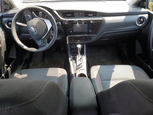 2T1BURHE7JC061449 - 2018 TOYOTA COROLLA L BLUE photo 8