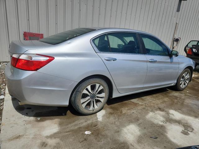 1HGCR2F35DA042908 - 2013 HONDA ACCORD LX Сріблястий фото 3