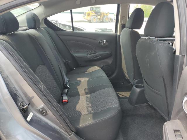 3N1CN7AP8KL872423 - 2019 NISSAN VERSA S GRAY photo 10