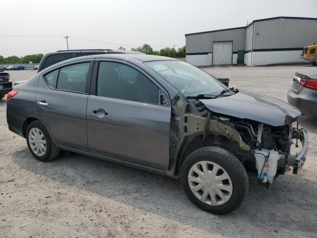 3N1CN7AP8KL872423 - 2019 NISSAN VERSA S GRAY photo 4