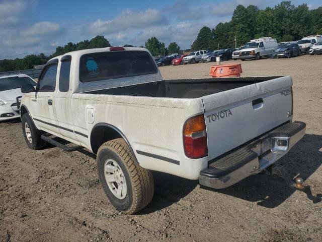 4TASM92N6XZ427047 - 1999 TOYOTA TACOMA XTRACAB PRERUNNER WHITE photo 2