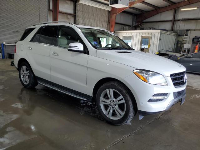 4JGDA5HB9EA404817 - 2014 MERCEDES-BENZ ML 350 4MATIC WHITE photo 4