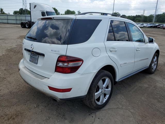 4JGBB8GB5BA684822 - 2011 MERCEDES-BENZ ML 350 4MATIC WHITE photo 3