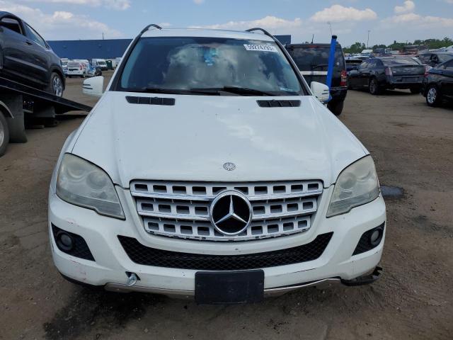 4JGBB8GB5BA684822 - 2011 MERCEDES-BENZ ML 350 4MATIC WHITE photo 5