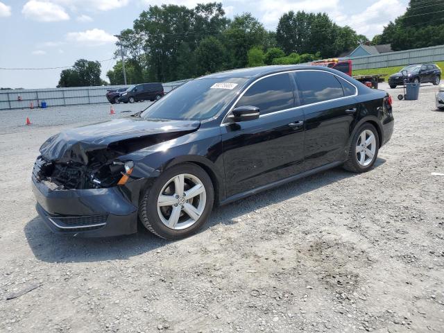 2013 VOLKSWAGEN PASSAT SE, null