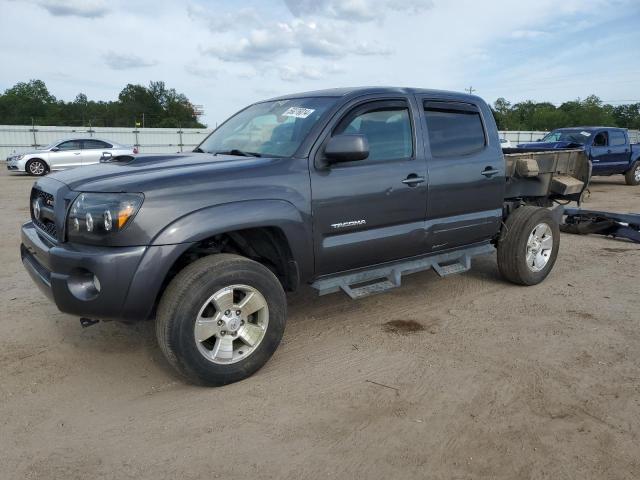 3TMJU4GN0BM123766 - 2011 TOYOTA TACOMA DOUBLE CAB PRERUNNER GRAY photo 1