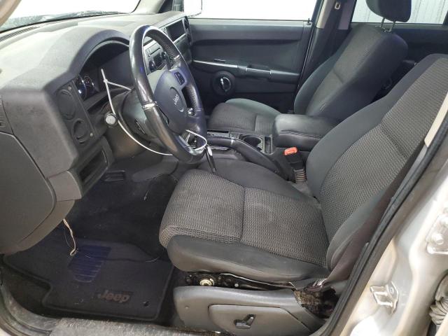 1J4RG4GK1AC132194 - 2010 JEEP COMMANDER SPORT Сріблястий фото 7