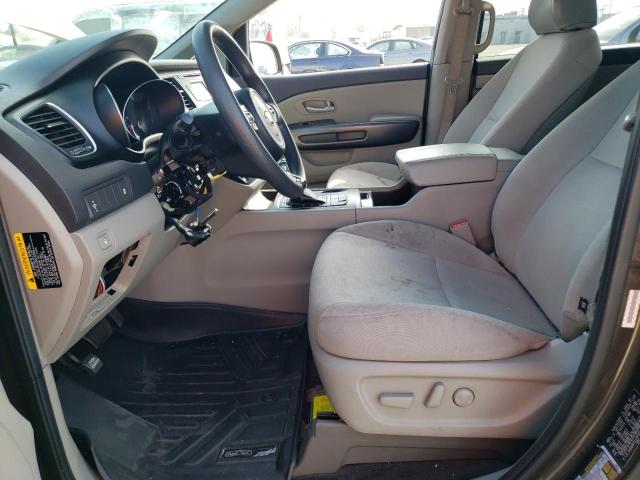 KNDMB5C18F6027997 - 2015 KIA SEDONA LX BROWN photo 7