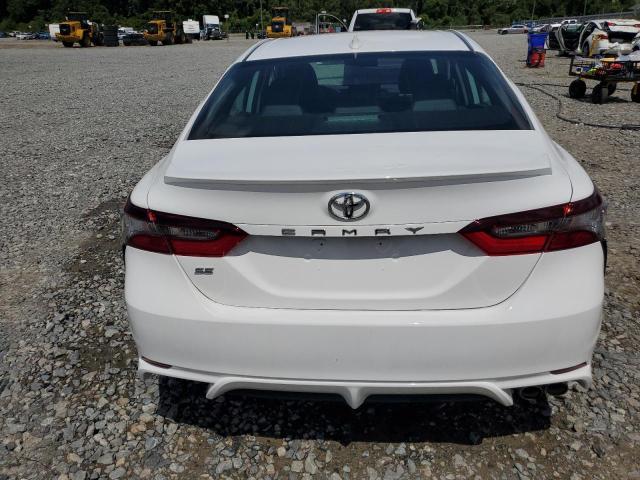 4T1T11AK6PU781847 - 2023 TOYOTA CAMRY SE NIGHT SHADE WHITE photo 6