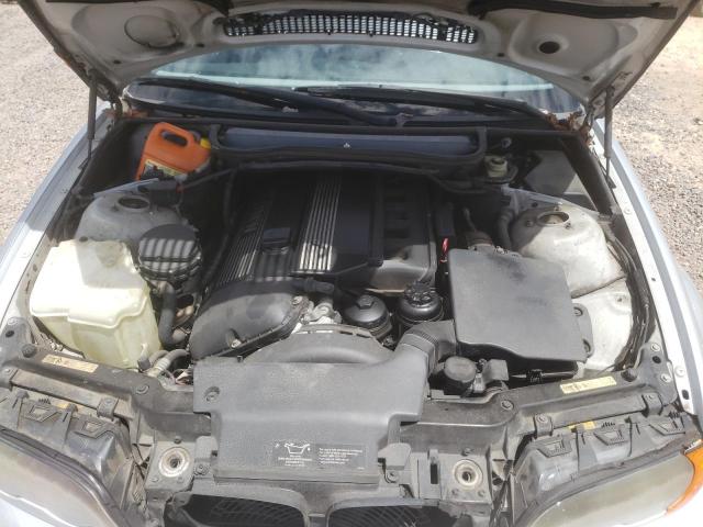 WBABS33491JY52469 - 2001 BMW 3 SERIES CI SILVER photo 11