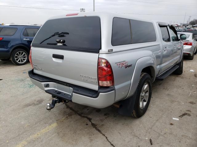 5TEKU72N06Z236235 - 2006 TOYOTA TACOMA DOUBLE CAB PRERUNNER LONG BED SILVER photo 4