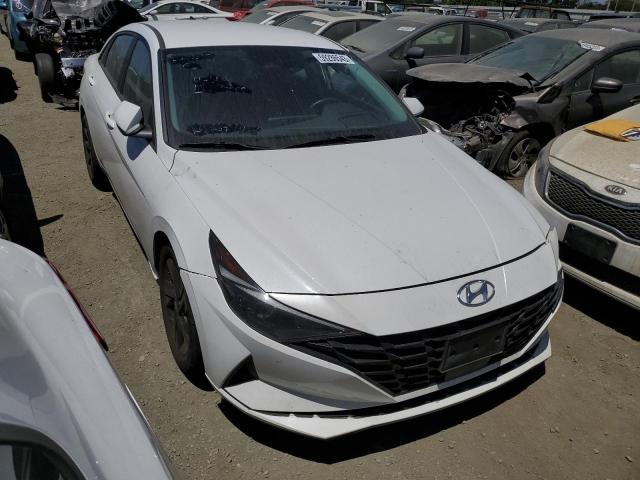 5NPLS4AG0NH054578 - 2022 HYUNDAI ELANTRA SEL WHITE photo 4