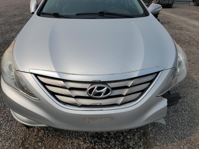 5NPEC4AC4DH661536 - 2013 HYUNDAI SONATA SE ვერცხლისფერი ფოტო 11