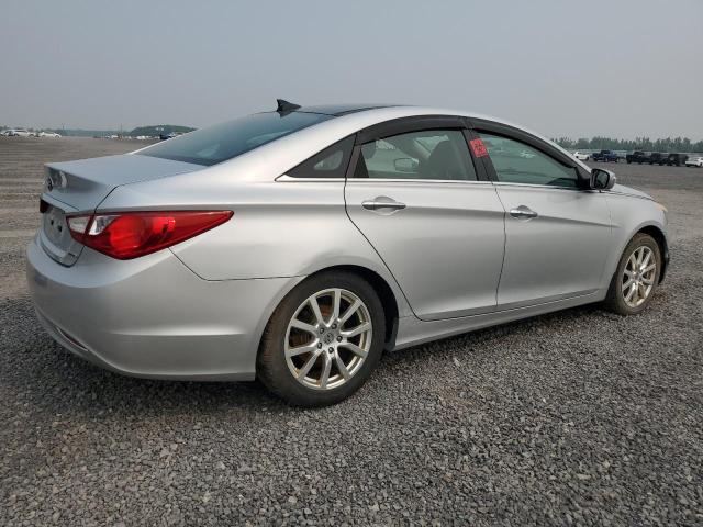 5NPEC4AC4DH661536 - 2013 HYUNDAI SONATA SE ვერცხლისფერი ფოტო 3
