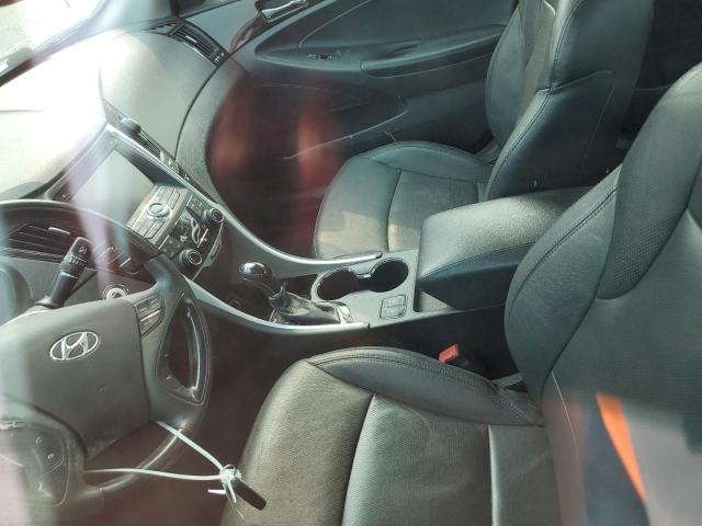 5NPEC4AC4DH661536 - 2013 HYUNDAI SONATA SE ვერცხლისფერი ფოტო 8