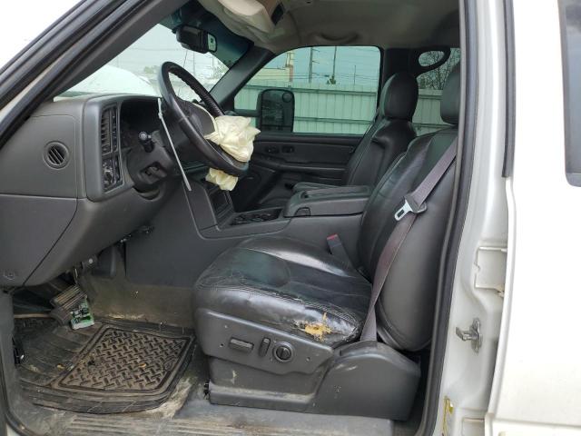 1GCHK23D96F230407 - 2006 CHEVROLET SILVERADO K2500 HEAVY DUTY WHITE photo 7