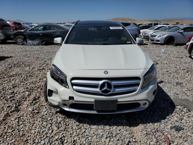 WDCTG4GBXHJ338139 - 2017 MERCEDES-BENZ GLA 250 4MATIC WHITE photo 5