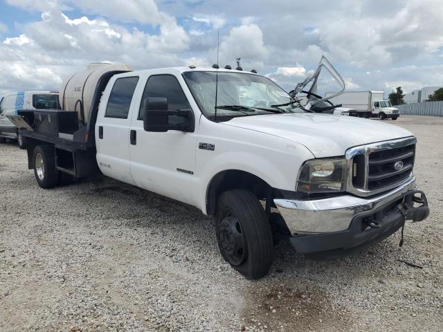 1FDXW46F33EA64116 - 2003 FORD F450 SUPER DUTY WHITE photo 4