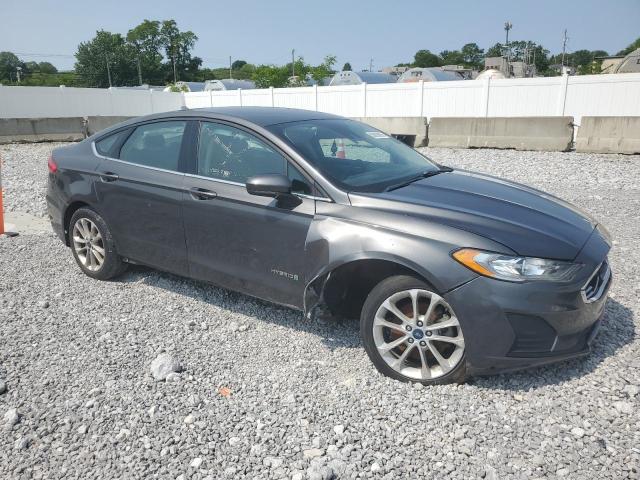 3FA6P0LU6KR151860 - 2019 FORD FUSION SE 灰色 照片 4
