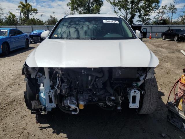 5NMS33AD8KH042390 - 2019 HYUNDAI SANTA FE SEL WHITE photo 5