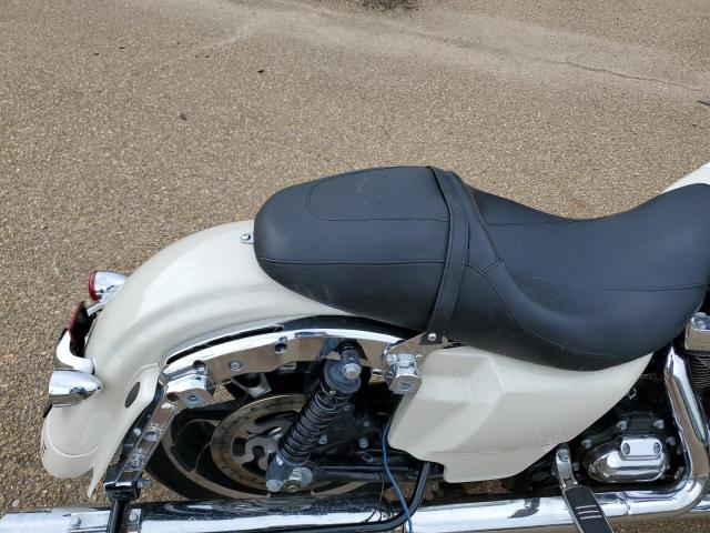 1HD1KHC19NB617585 - 2022 HARLEY-DAVIDSON FLTRX 奶油色 照片 6