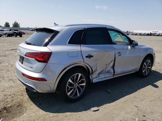 WA1EAAFY9N2091992 - 2022 AUDI Q5 PREMIUM PLUS 45 SILVER photo 3