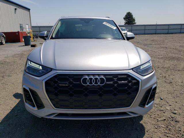 WA1EAAFY9N2091992 - 2022 AUDI Q5 PREMIUM PLUS 45 SILVER photo 5