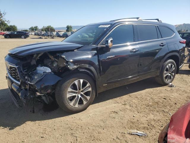 2021 TOYOTA HIGHLANDER HYBRID XLE, null