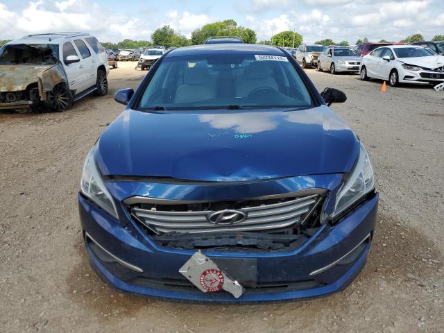 5NPE24AF5HH576322 - 2017 HYUNDAI SONATA SE BLUE photo 5