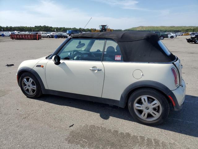 WMWRF33536TG15986 - 2006 MINI COOPER WHITE photo 2
