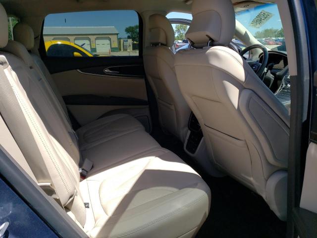 2LMPJ8LR9JBL19580 - 2018 LINCOLN MKX RESERVE Blau Foto 11