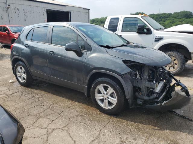 3GNCJKSB3KL398452 - 2019 CHEVROLET TRAX LS CHARCOAL photo 4