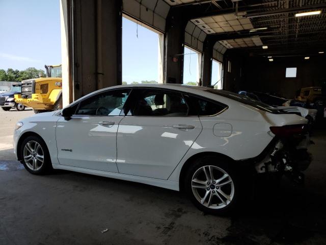 3FA6P0LU4JR226182 - 2018 FORD FUSION SE HYBRID WHITE photo 2