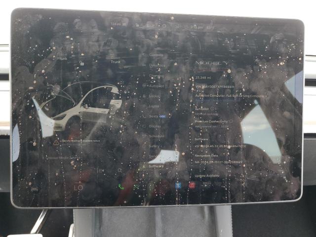 7SAYGDEFXPF868931 - 2023 TESLA MODEL Y WHITE photo 9