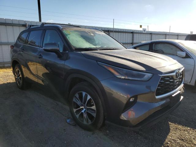 5TDGZRAH8MS537831 - 2021 TOYOTA HIGHLANDER XLE 灰色 照片 4