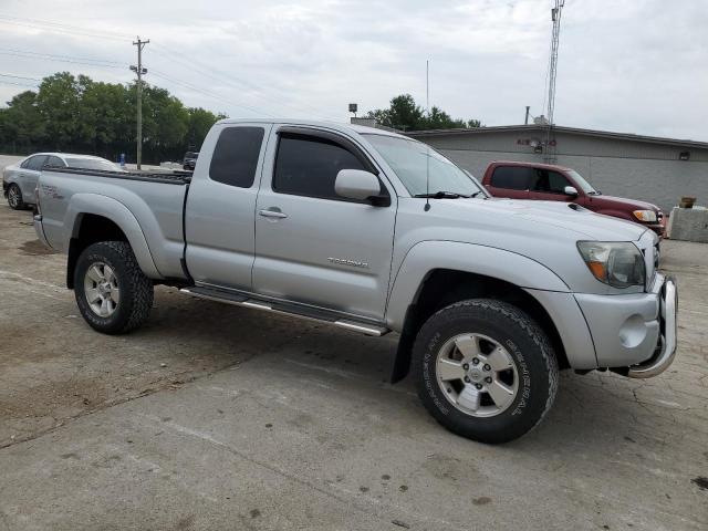 5TEUU42NX9Z633804 - 2009 TOYOTA TACOMA ACCESS CAB SILVER photo 4