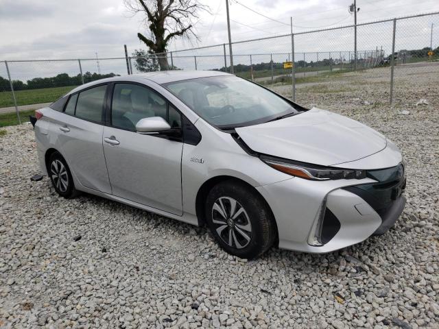 JTDKARFP3H3058399 - 2017 TOYOTA PRIUS PRIM 银色 照片 4