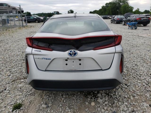 JTDKARFP3H3058399 - 2017 TOYOTA PRIUS PRIM 银色 照片 6