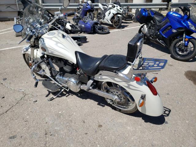 5VPCB16D953011772 - 2005 VICTORY MOTORCYCLES KINGPIN 白色 照片 3