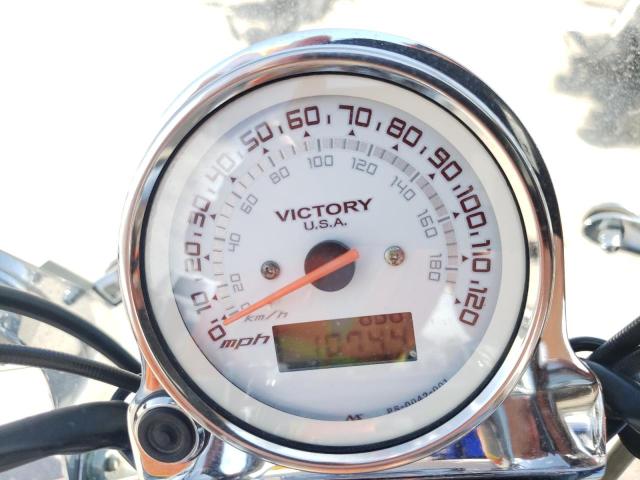 5VPCB16D953011772 - 2005 VICTORY MOTORCYCLES KINGPIN 白色 照片 8