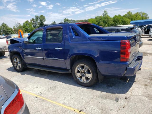 3GNTKGE75DG314225 - 2013 CHEVROLET AVALANCHE LTZ BLUE photo 2